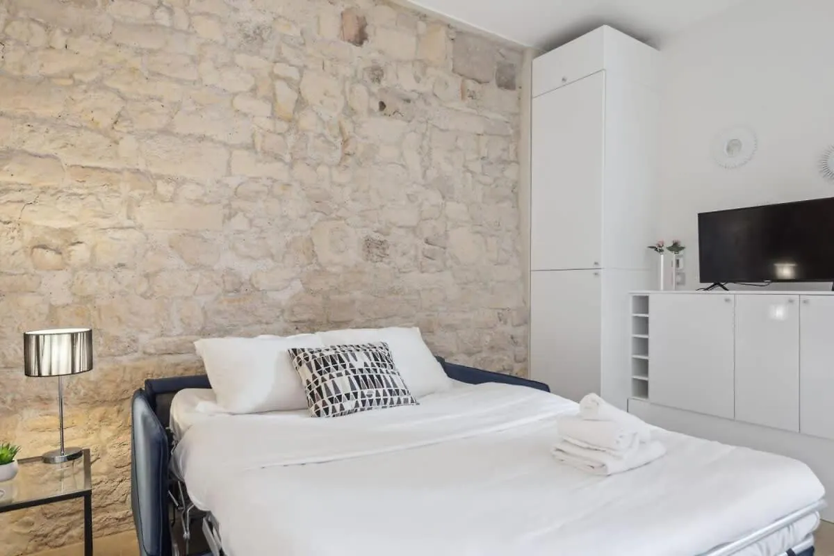 Ile St Louis & Studio - Cityapartmentstay Parijs