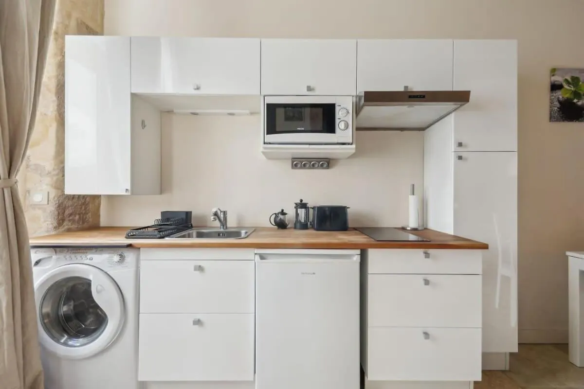 Ile St Louis & Studio - Cityapartmentstay Paris 0*,  France
